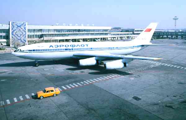 Аэропорт в Ташкенте.
