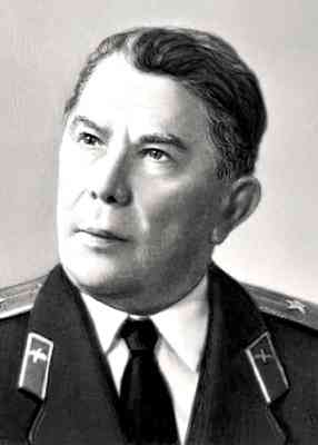 Дзюба Иван Михайлович.