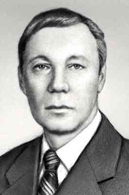 Ларюшин Евгений Иванович.