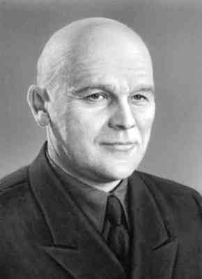 Тиняков Георгий Александрович.