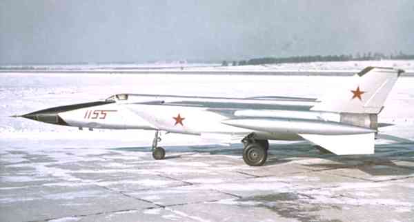 Экспериментальный самолёт Е‑266 ОКБ имени А. И. Микояна.
