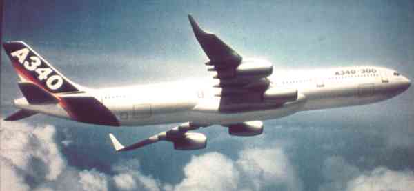 Пассажирский самолёт A340‑200.